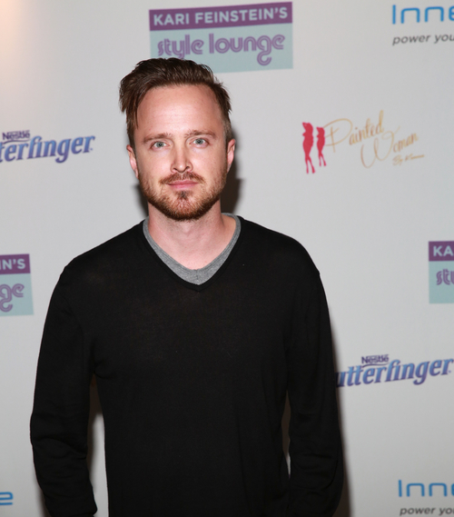 2015-02-22-rsz_aaron_paul_at_kari_feinsteins_preoscars_lounge_presented_by_painted_woman_by_kameco.jpg