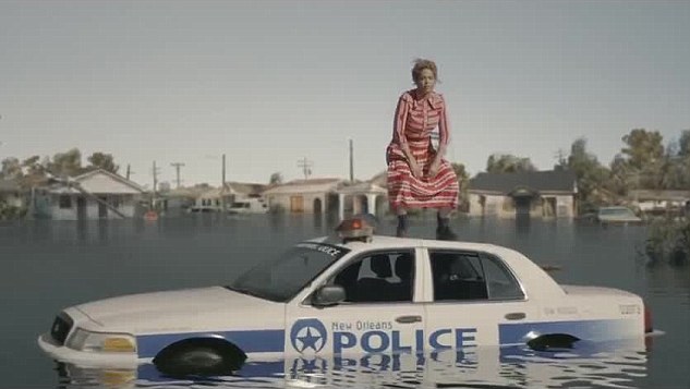 There it is: Rita appears to have taken inspiration from another famous singer 